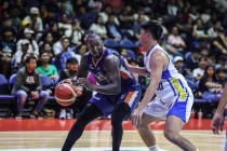 PBA: Meralco survives Magnolia in nail-biting Season 49 opener 